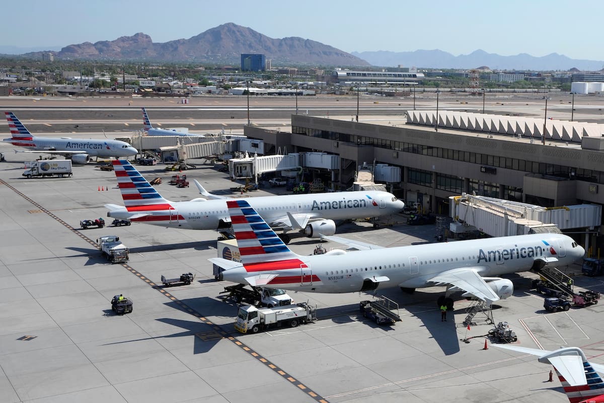 Aviones de American Airlines en el Aeropuerto Internacional Phoenix Sky Harbor el 19 de julio del 2024.