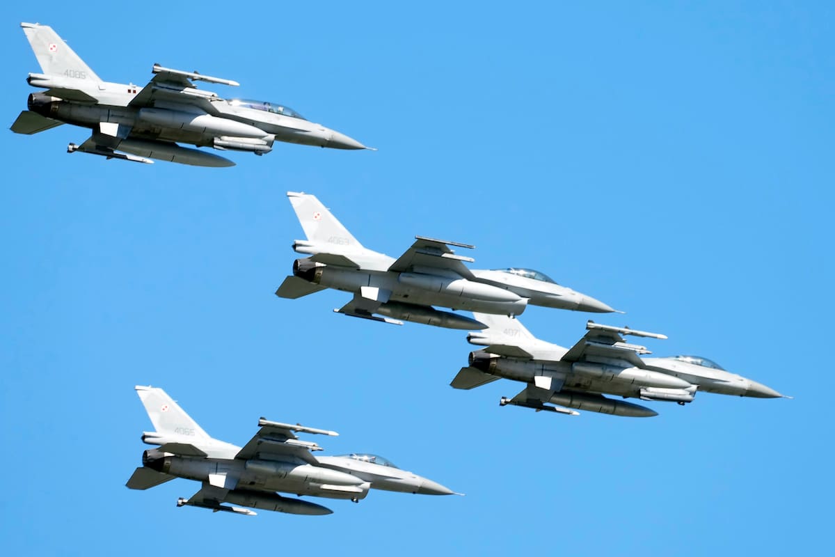 Aviones de combate F-16. (AP Foto/Czarek Sokolowski, Archivo)