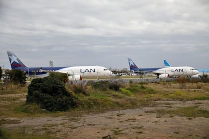 Aviones de LATAM en Aeroparque, el 17 de junio de 2020