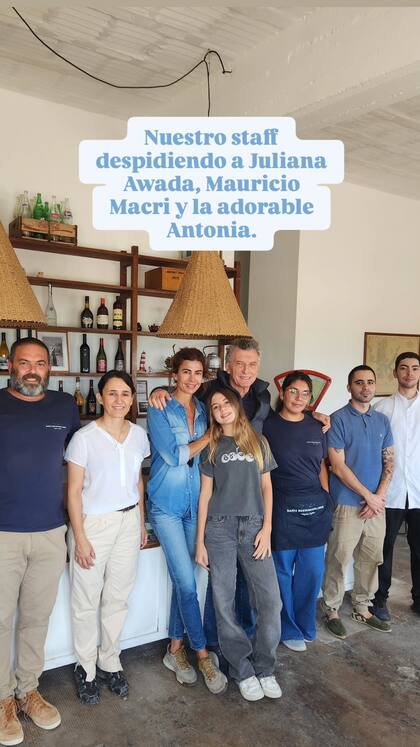 Awada, Macri y Antonia con quienes trabajan en Bahía Bustamante