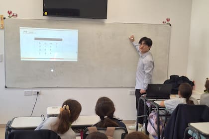 Axel, el profesor de idioma chino que enseña en Mendoza