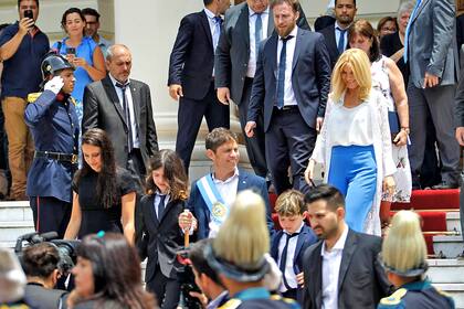 Axel Kicillof al salir de la casa de gobierno