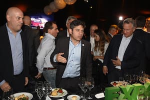 Axel Kicillof apuntó sobre las retenciones y dijo: “Estamos a la espera” de definiciones