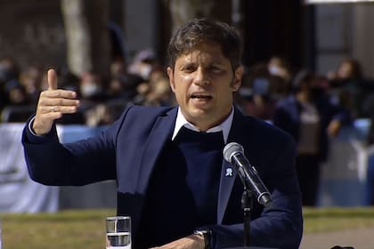 Axel Kicillof cometió un error que llamó la atención durante el acto por el aniversario de la muerte del general José de San Martín