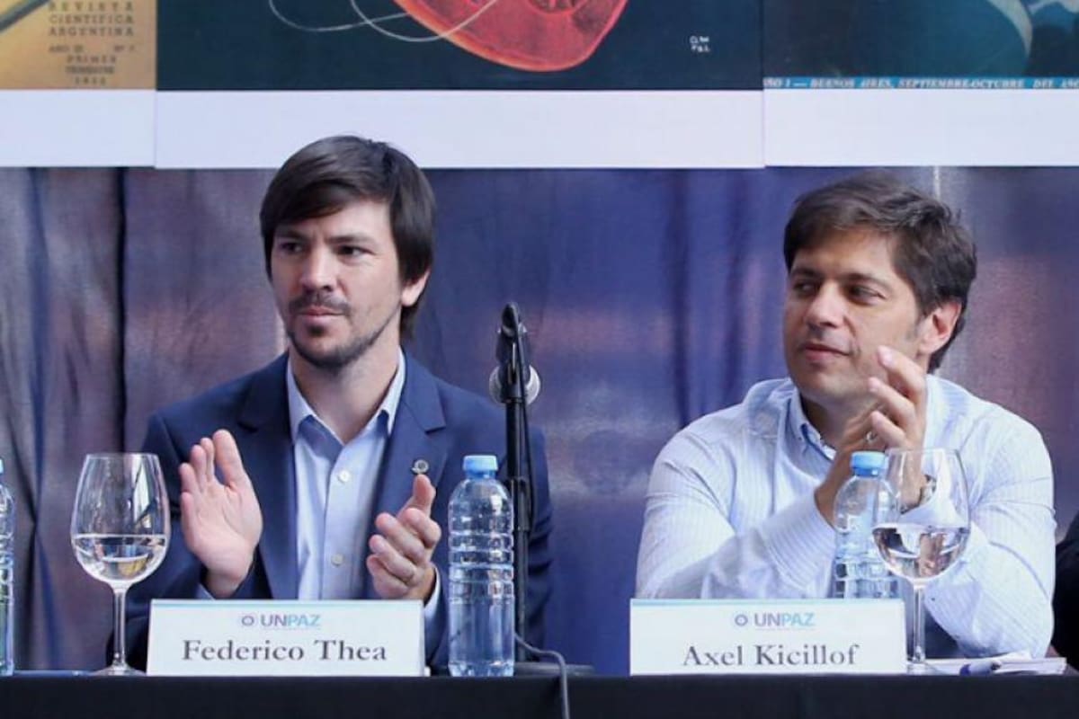 Axel Kicillof con Federico Thea, en un acto en la Universidad de José C. Paz (Unpaz)