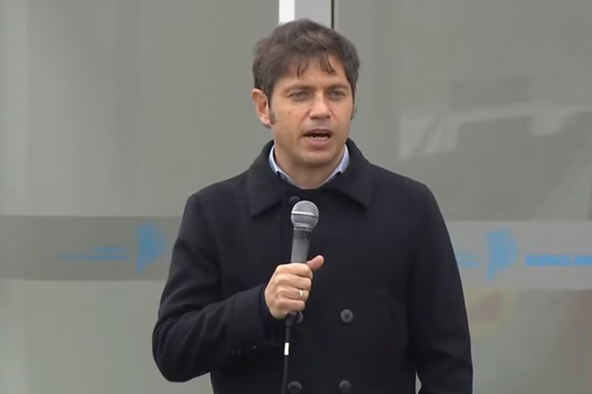 Axel Kicillof durante la inauguración de la nueva Alcaidía de Florencio Varela