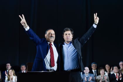 Axel Kicillof el viernes en La Rioja junto a Ricardo Quintela, a quien promueve para tomar la presidencia del PJ en reemplazo de Fernández