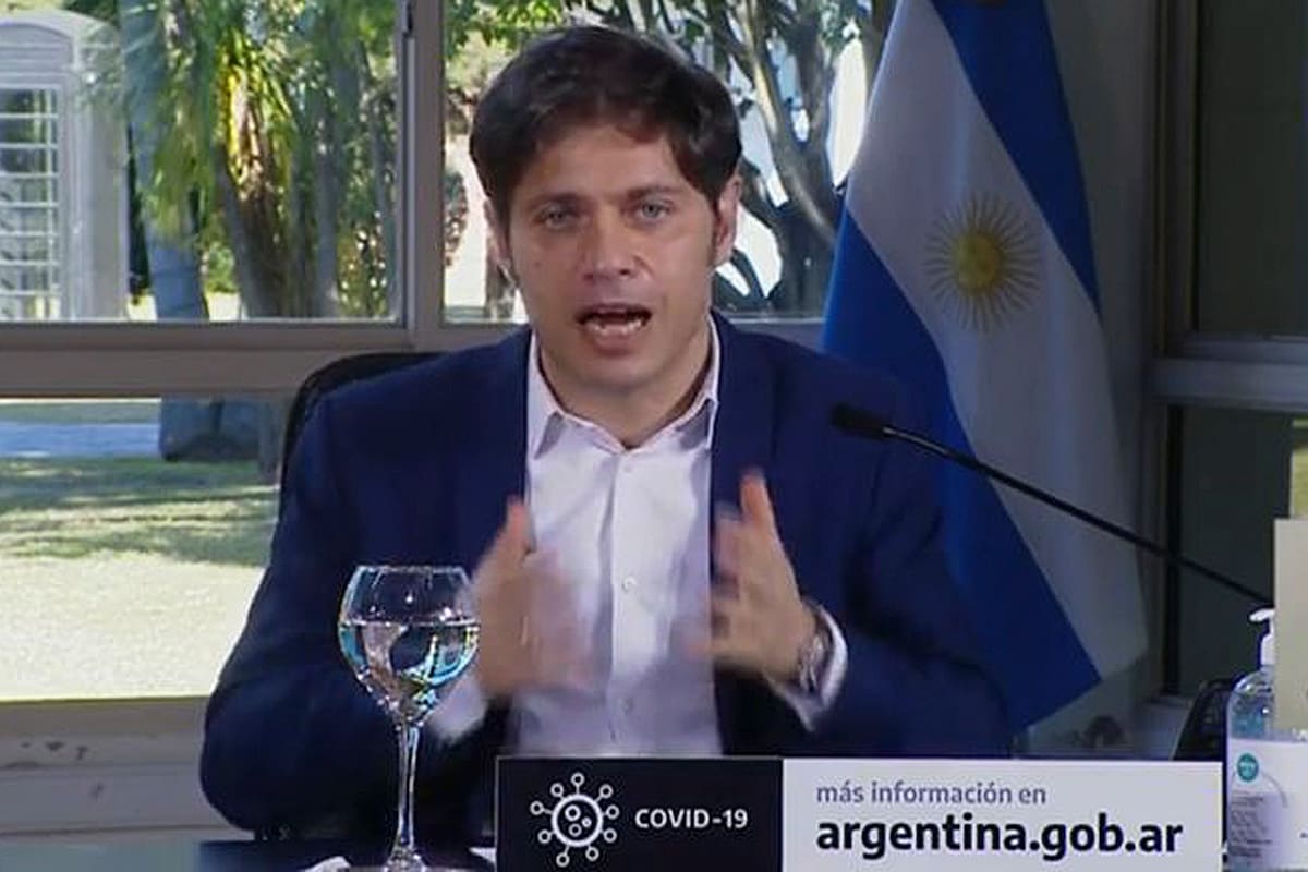 Axel Kicillof emocionado: debió interrumpir una frase en el final de su discurso