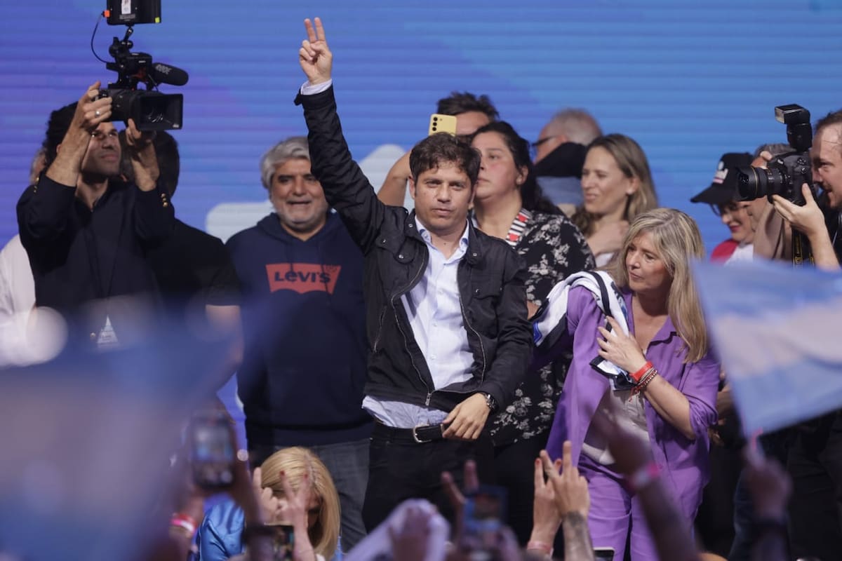 Axel Kicillof, en el festejo en el búnker de Unión por la Patria