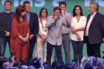 Axel Kicillof festejó el triunfo y dijo: "Cambia la lógica de gobierno, a partir de ahora, en la provincia y en el país"