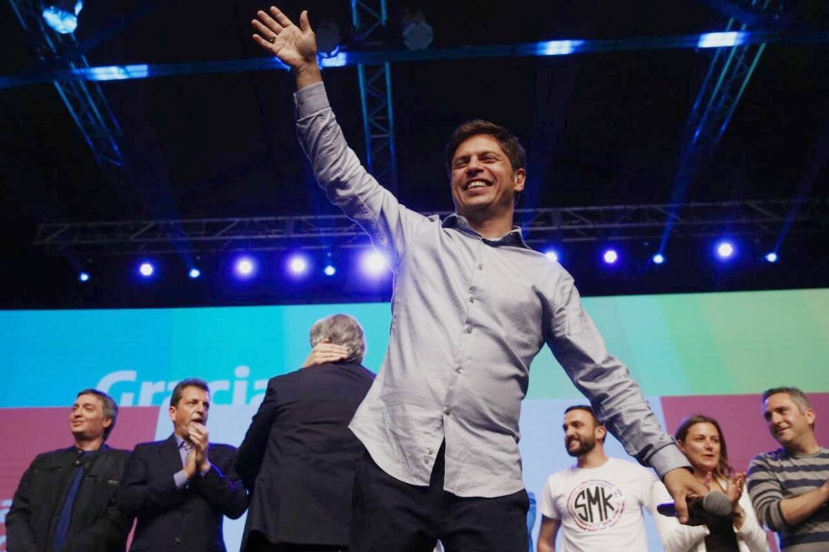 Axel Kicillof festejó el triunfo y dijo: "Cambia la lógica de gobierno, a partir de ahora, en la provincia y en el país"