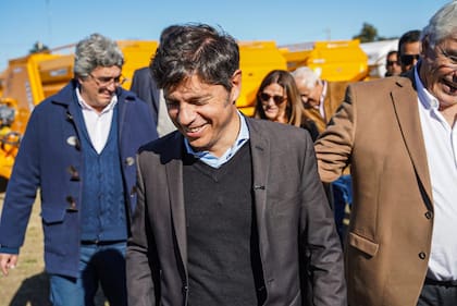 Axel Kicillof; gobernador de la provincia de Buenos Aires; Javier Rodríguez, Ministerio de Desarrollo Agrario (MDA) de la provincia de Buenos Aires; Oscar Gilberto Alegre, intendente de General Villegas