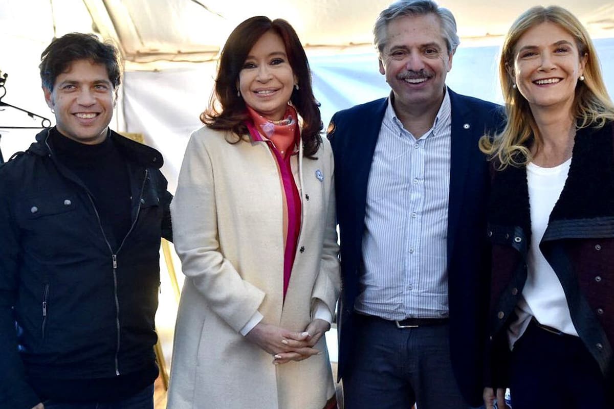 Axel Kicillof lanzará una batería de medidas sociales en el Estadio Único de La Plata y quiere estar rodeado por Cristina Kirchner y Alberto Fernández, entre otros referentes nacionales del oficialismo; intendentes opositores ya anticiparon su ausencia