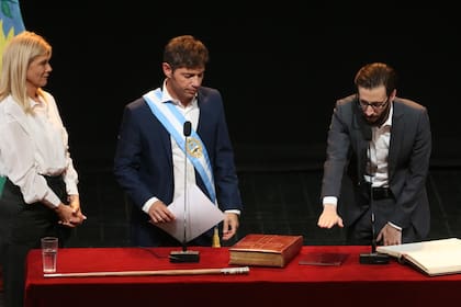 Axel Kicillof les tomó juramento a sus ministros: "Quiero un gabinete militante"