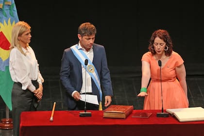 Axel Kicillof les tomó juramento a sus ministros: "Quiero un gabinete militante"