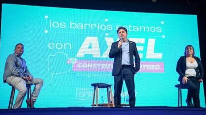 Axel Kicillof participó en un plenario de Barrios de Pie.