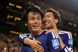 Ayase Ueda anota dos goles y Japón vapulea 4-0 a Túnez en el partido 1000 del Mundial