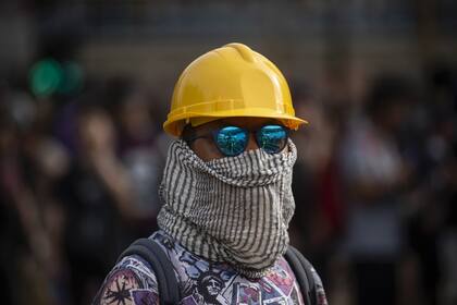 Ayer, en otra protesta, 11 personas fueron detenidas y 24 resultaron heridas