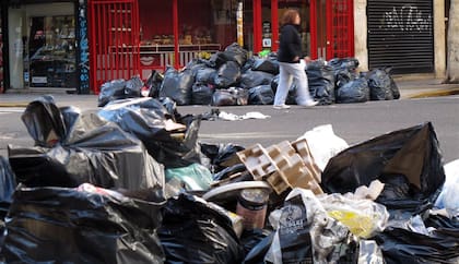 Los vecinos se quejaban de la dispersión de la basura en las calle cerca de sus domicilios (Imagen ilustrativa)