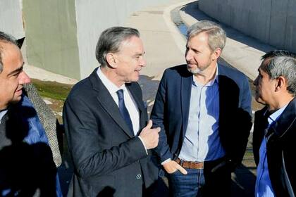 Ayer, estuvieron en La Rioja, donde acordaron con un sector opositor al del gobernador local, Sergio Casas