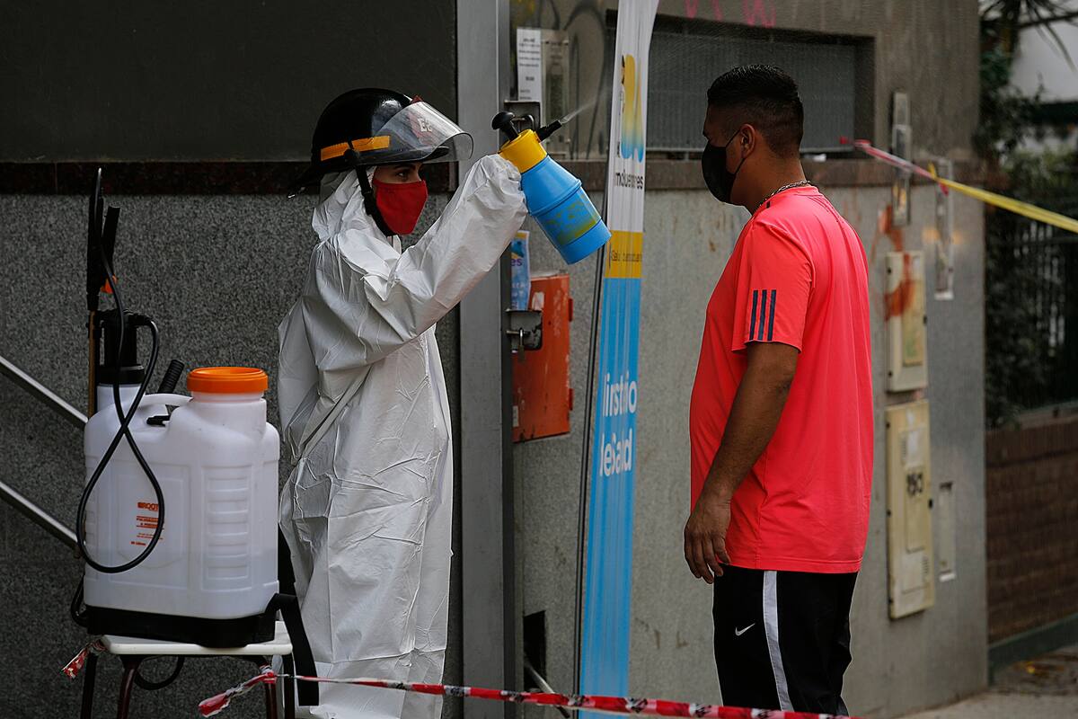 Ayer fueron procesadas 17.493 nuevas muestras y desde el inicio del brote se realizaron 830.057 pruebas diagnósticas para esta enfermedad