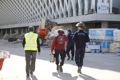Ayer hubo peritajes en la terminal en construcción, escenario del accidente