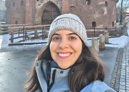 Aylen ya recorrió 37 países y tiene un Instagram desde donde relata sus viajes y da consejos al emigrante: @ayludelmundo