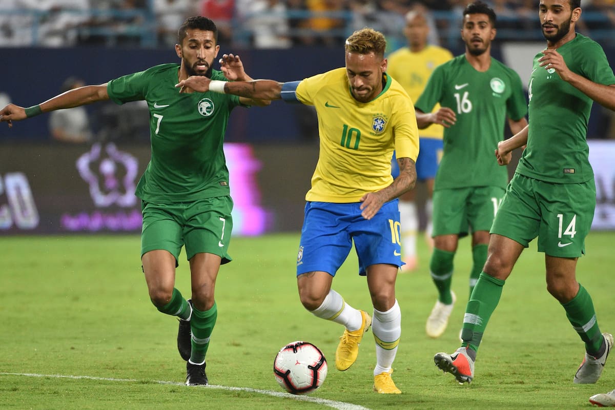 Aymar , de la Seleccion de Brasil.