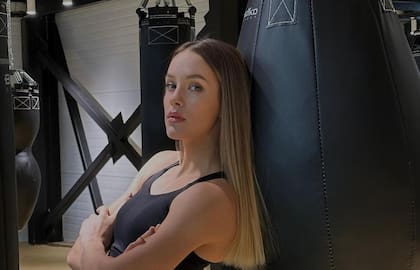 Azalia Amineva tiene 21 años y un récord personal de 13 victorias y 0 derrotas