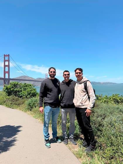Azziani, Colombo y Abbatemarco se conocieron en la Universidad Nacional de Rosario (UNR), mientras estudiaban ingeniería electrónica