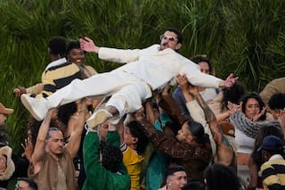 Fiesta latina en el Super Bowl de Trump: la rebeldía, esta vez, fue autorizada