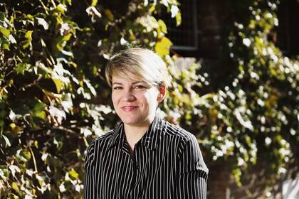 Badía cubre temas de género