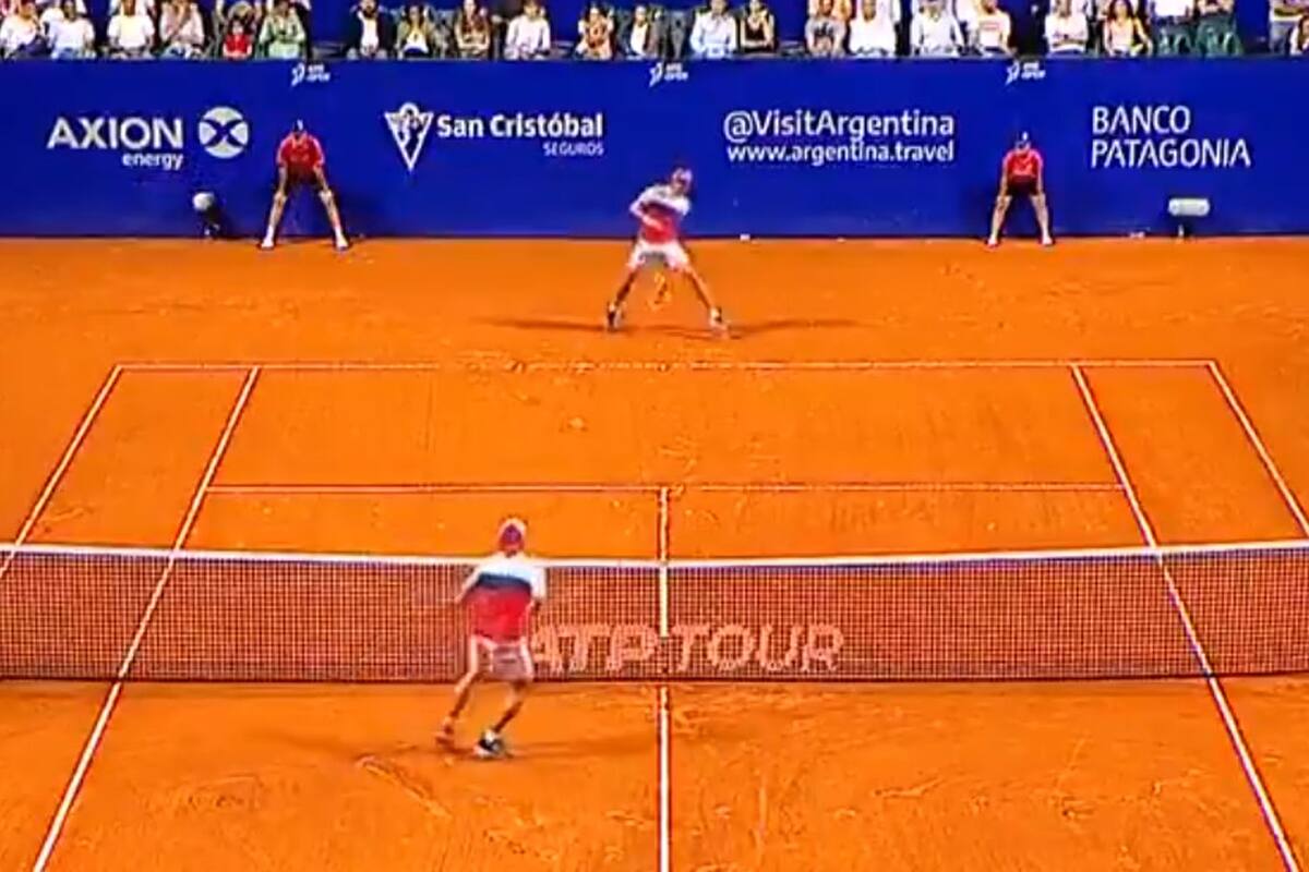 Bagnis inventa una gran Willy, que dejará parado a Pella