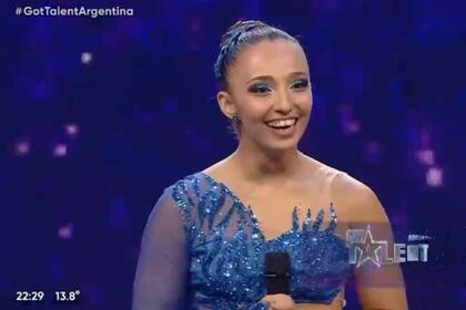 Bailó danza clásica, hizo llorar al jurado y recibió el último botón dorado de Got Talent Argentina. (Foto: Captura Telefe)