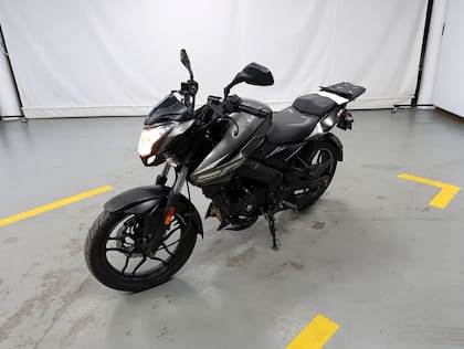 Bajaj Rouser 200