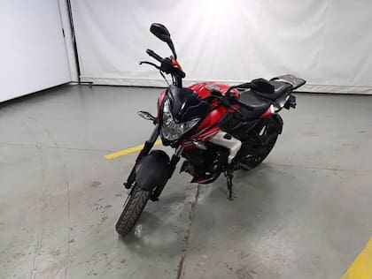 Bajaj Rouser 200