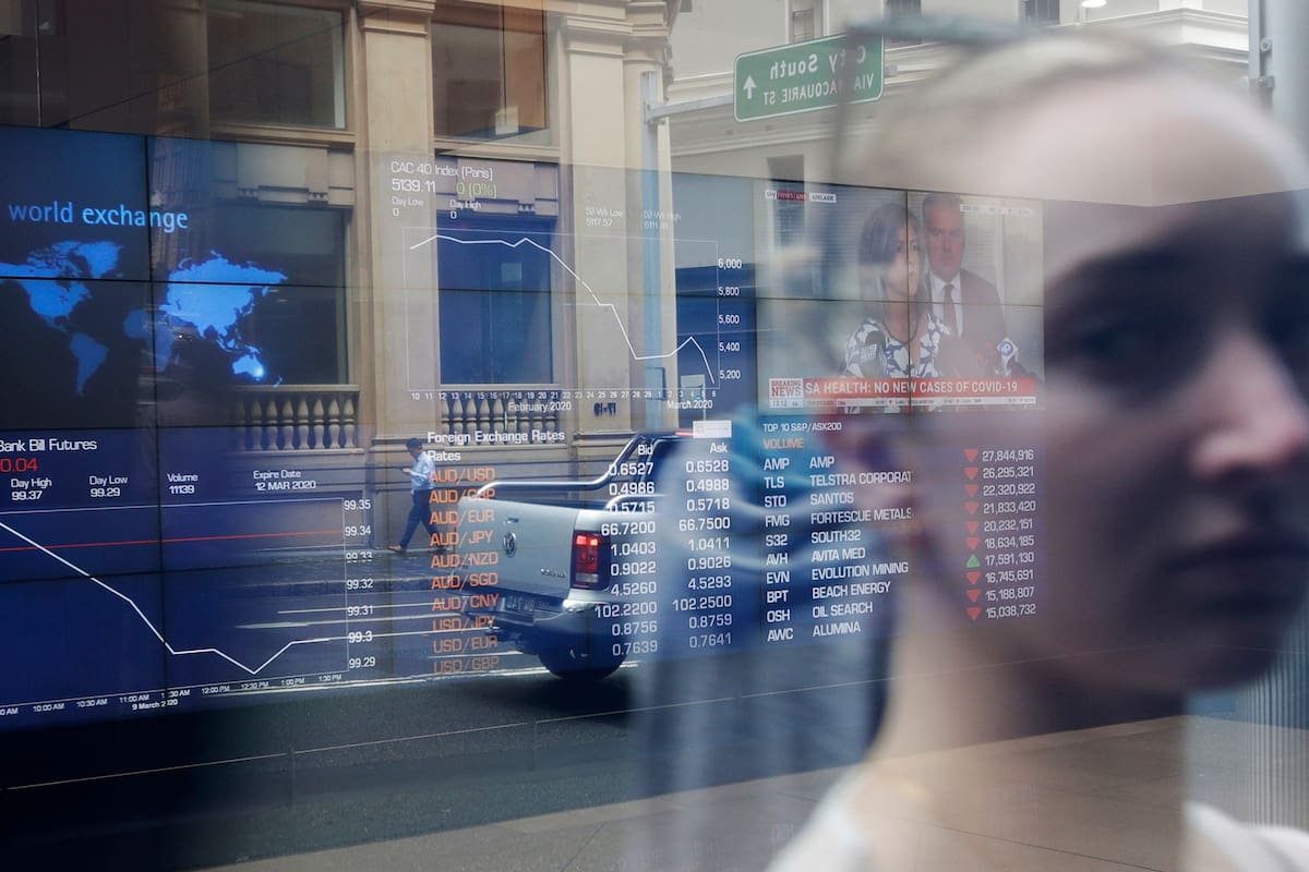 Bajas de hasta 8,9% en las bolsas de Europa