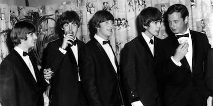 Bajo su tutelo, The Beatles se convirtió en un fenómeno mundial que trascendió a la música