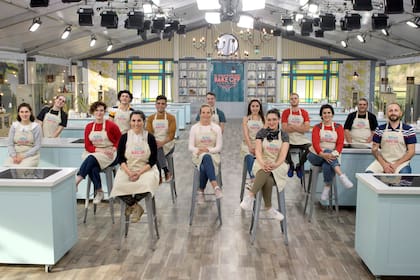Bake Off Argentina: accidentes, roces y retos en el primer desafío grupal