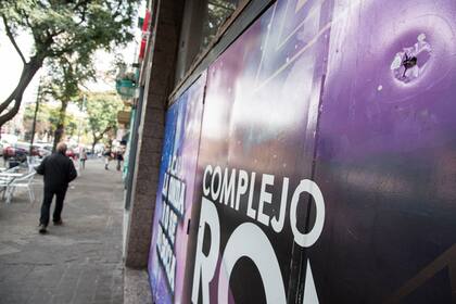 Balearon a un joven en la puerta de un boliche en Rosario