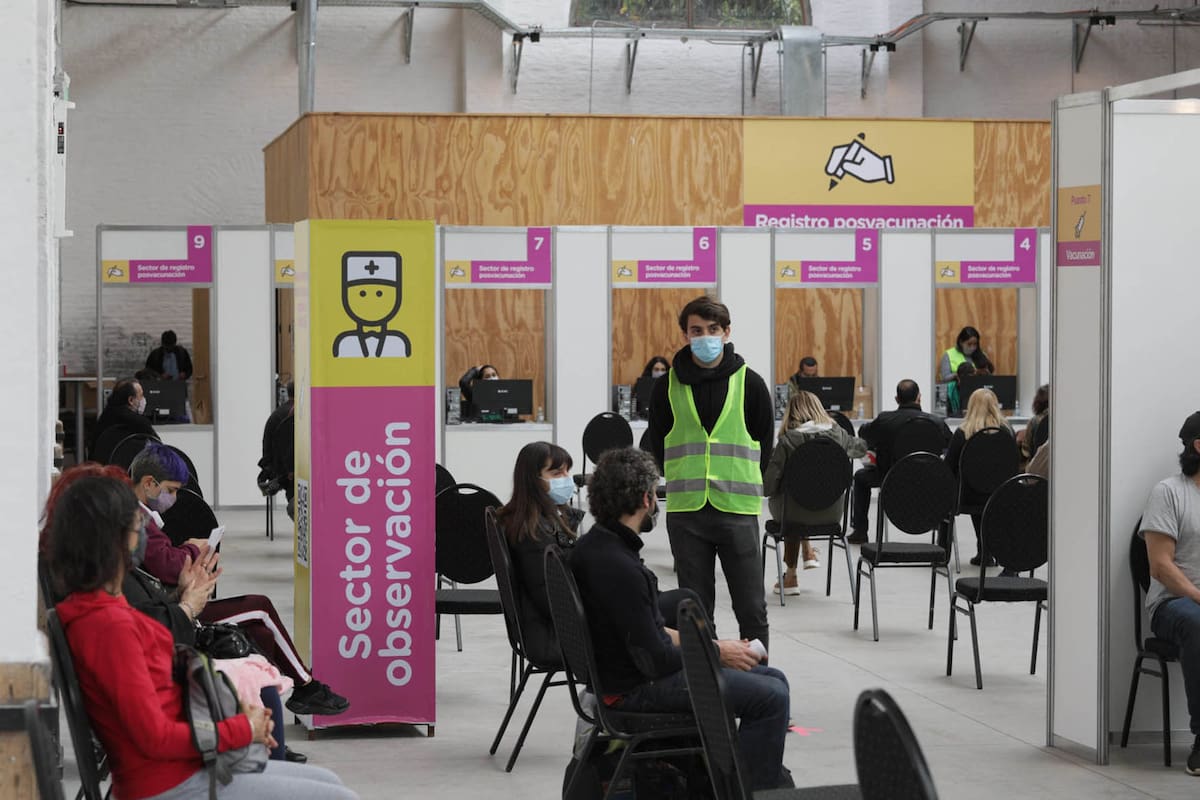 Balvanera suma un vacunatorio en el Parque de la Estación