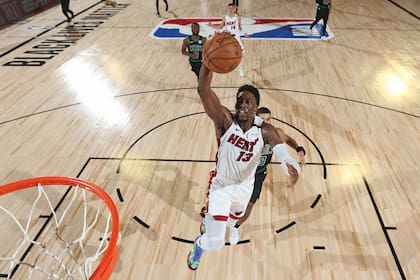 Bam Adebayo, de Miami Heat