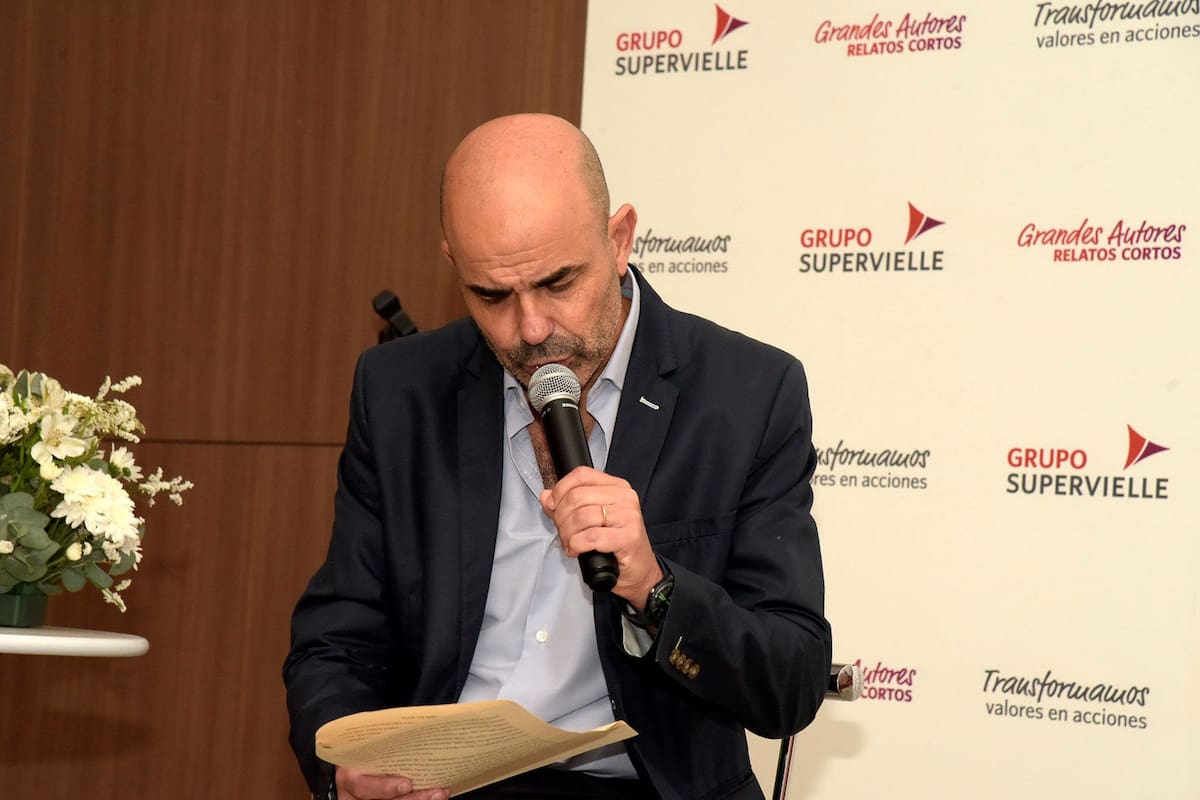 Banco Supervielle convocó al genial escritor Eduardo Sacheri para presidir el jurado del concurso literario que reparte más de $ 700.000 en premios