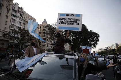 Banderazo contra la reforma judicial en el Obelisco