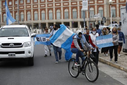 Banderazo del #8N en Mar del Plata