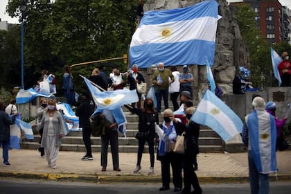 Banderazo del #8N en Mar del Plata