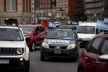 Banderazo del #8N en Mar del Plata