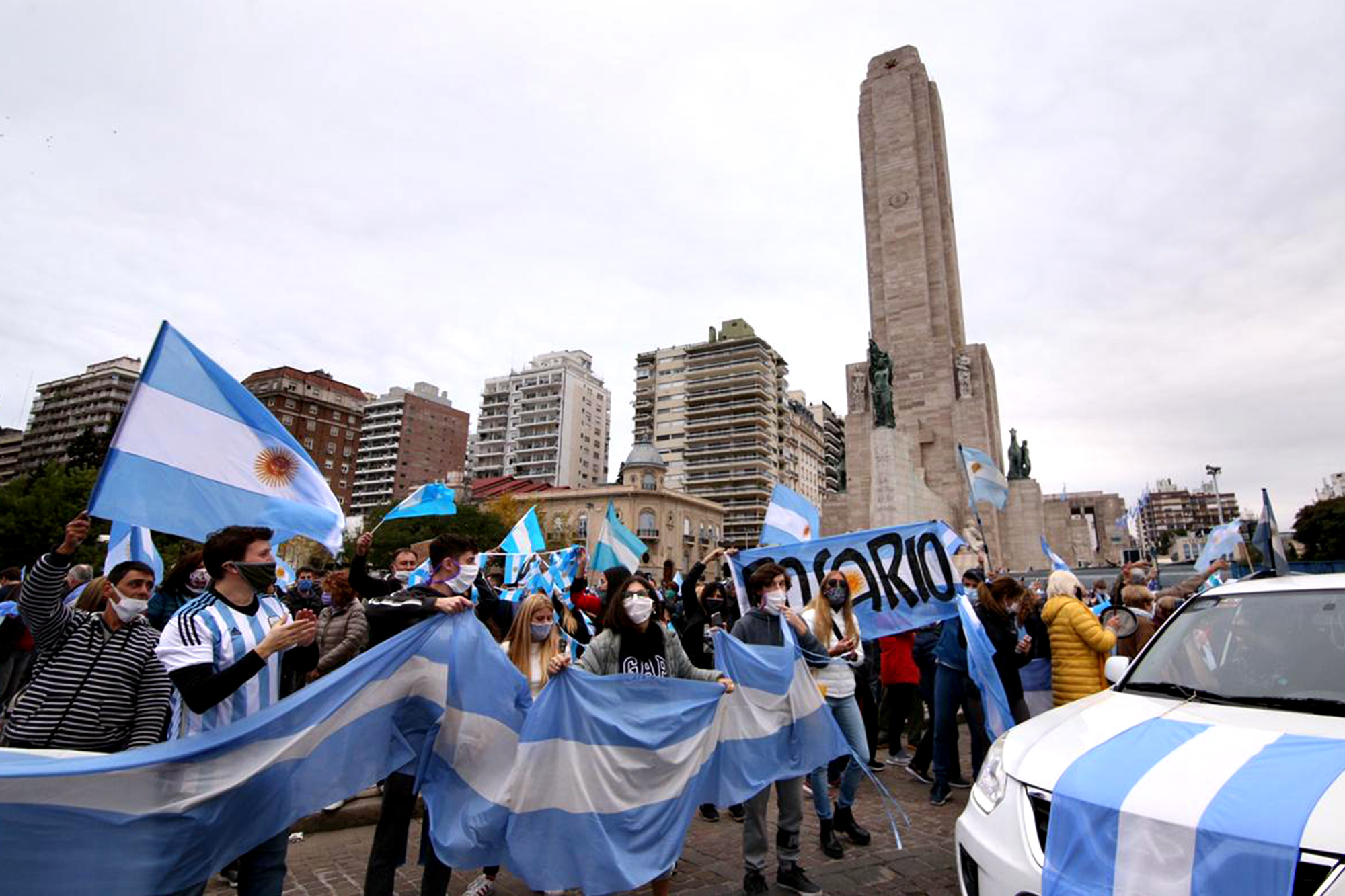 La marcha en el Monumento a la Bandera, en Rosario