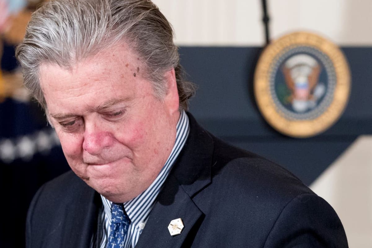 Bannon es acusado junto a otras tres personas de defraudar a donantes en una campaña de recaudación de fondos del muro fronterizo entre México y Estados Undios