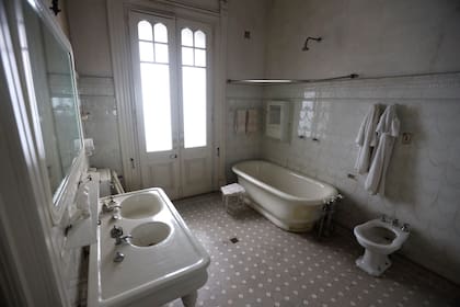 Baño de Villa de Bary